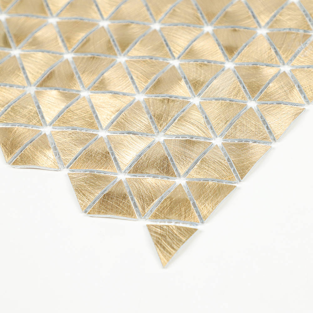 Gravity Aluminium Triangle Metal Tiles, Mesh Mounted 3D Mosaic Wall Tiles for Kitchen Bathroom Accent Wall Backsplash