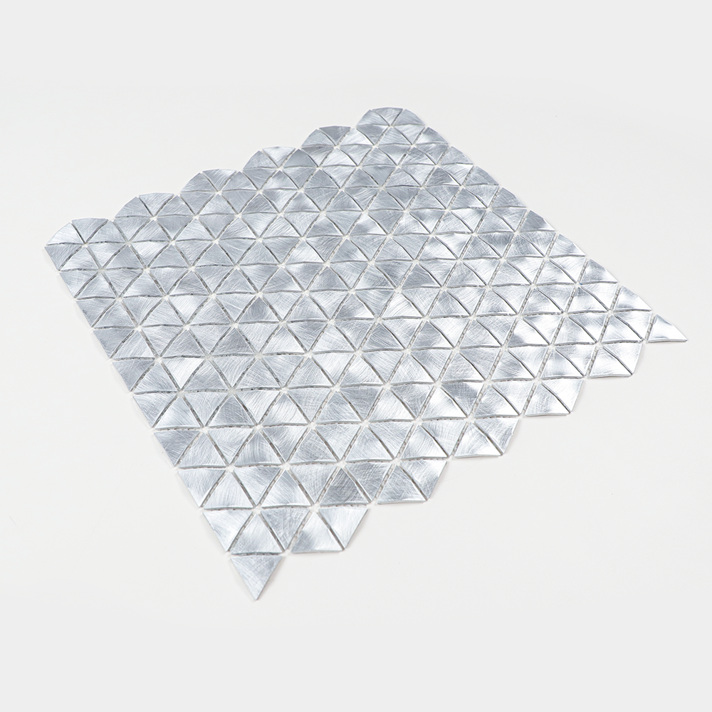 Gravity Aluminium Triangle Metal Tiles, Mesh Mounted 3D Mosaic Wall Tiles for Kitchen Bathroom Accent Wall Backsplash